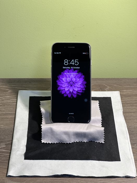 Apple iPhone 6, Space Gray, 16 GB