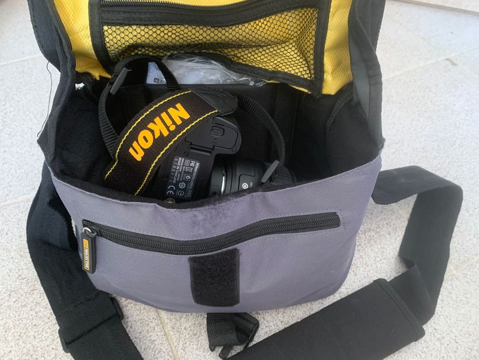 Фотоапарат Nikon D3000