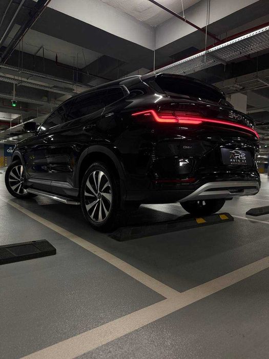BYD Чемпион Гибрид 2025г! 150км Флегшип! 7 тыс км! родная краска!