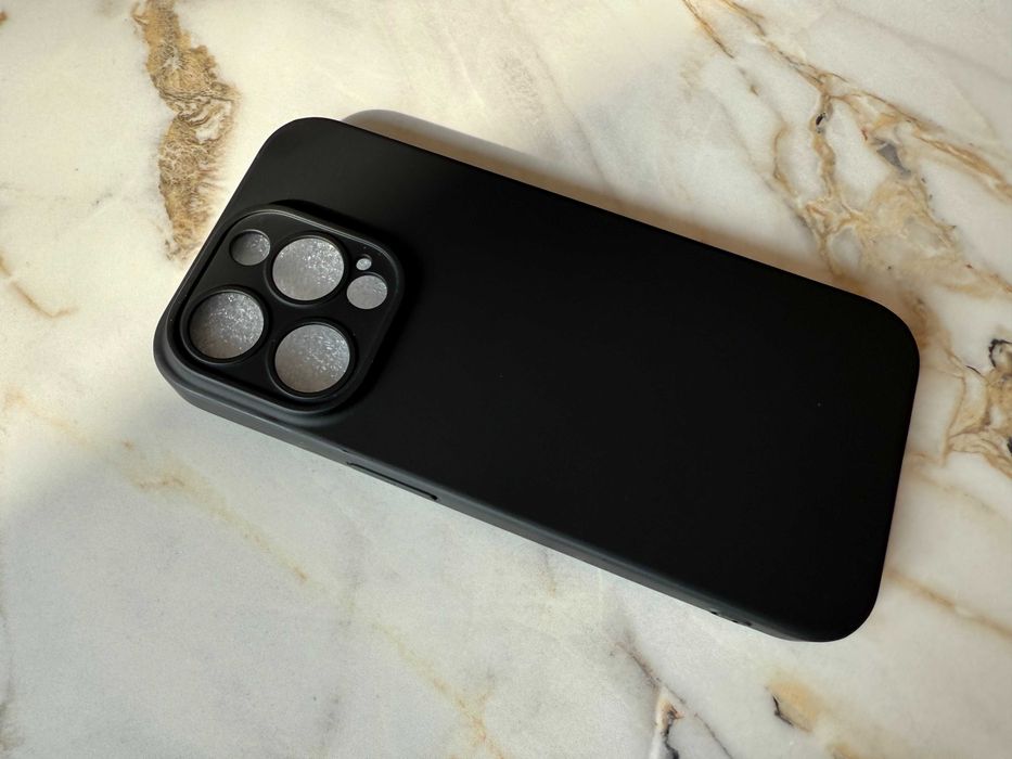 Чисто нов кейс за iPhone 15 Pro JETech