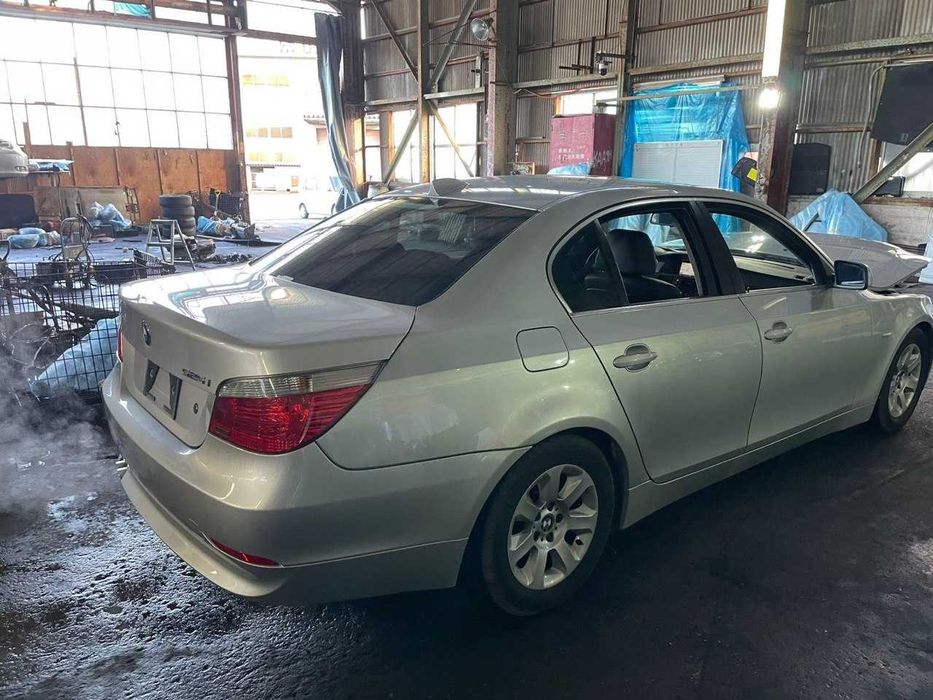 BMW E60 525i запчасти в наличии