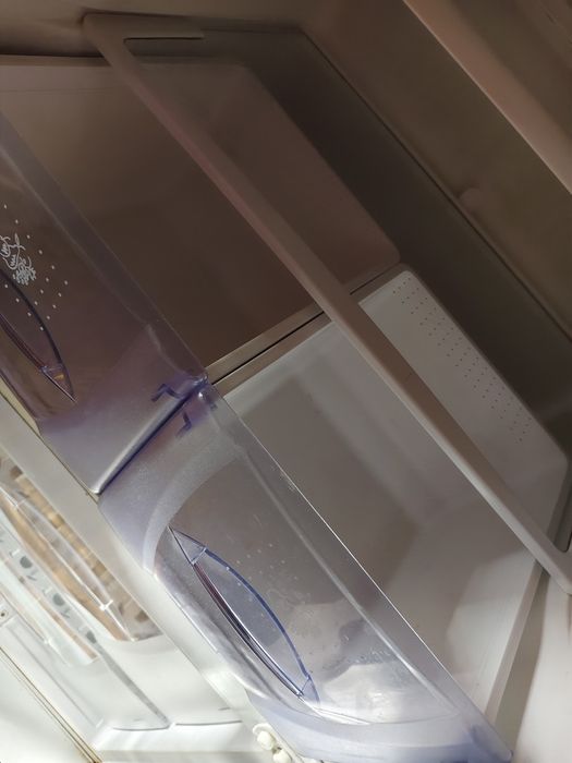 Продаю Холодильник