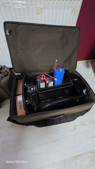 CarpLounge Rt4 лодка за захранка