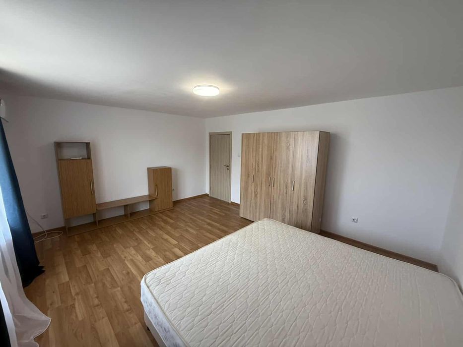 Дава се под наем Тристаен апартамент в Аксаково - 100 кв.м за 500 € - Снимка #7