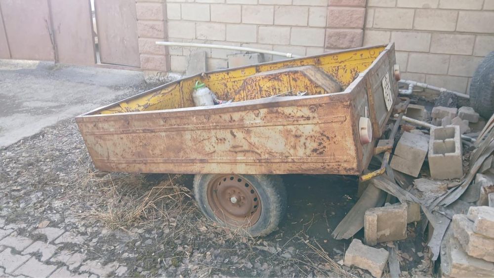 Прицеп автомобильный