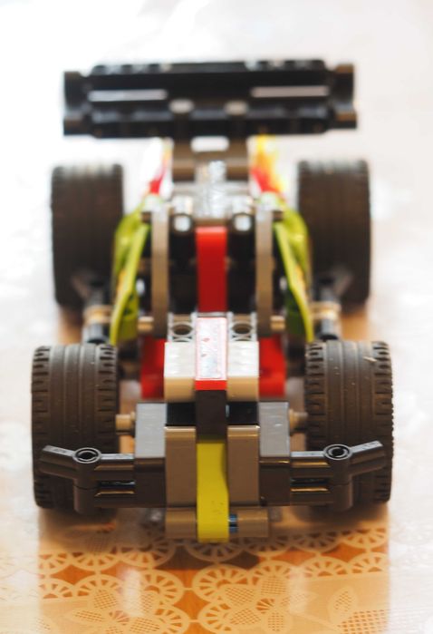 LEGO Technic 42072/73 инерционный автомобиль