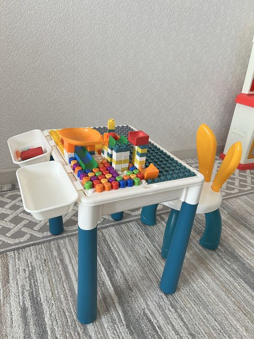 Стол и стульчик для рисование с прожектором