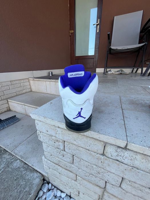Jordan 5 dark concord