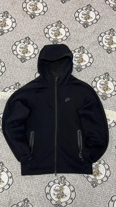 Nike tech fleece