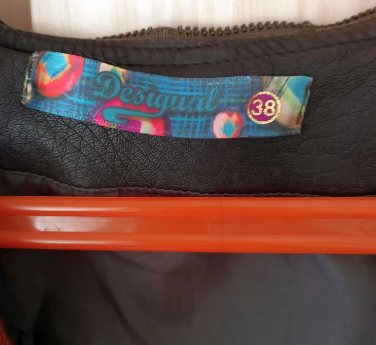 Desigual кожено яке S - 65лв
