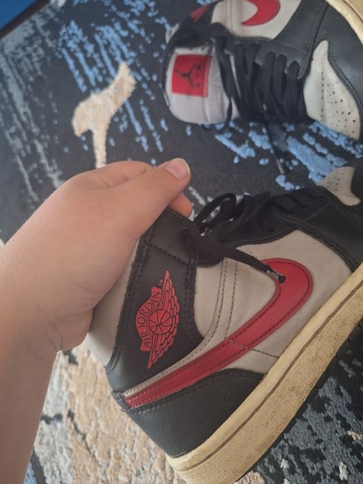 Jordan 1 Mid originali