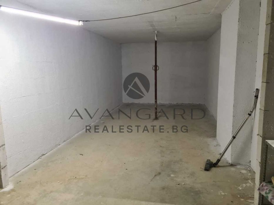 Продава се Двустаен апартамент в Пловдив, Прослав - 67 кв.м за 1169 €/кв.м - Снимка #16