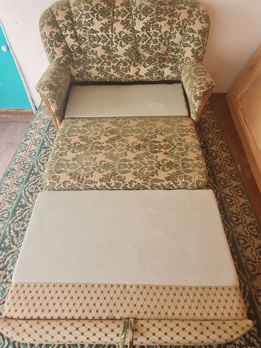 Продам раскладной диван