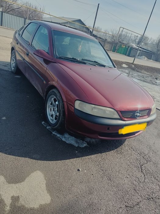 Опель вектра б в хорошем состоянии