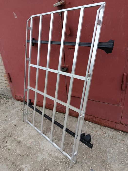 Продам авто багажник дюралевыи.