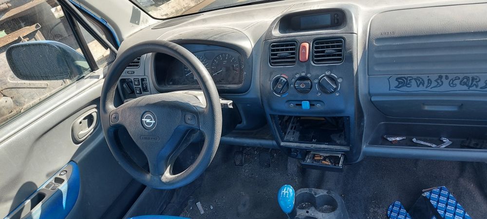Opel agila 1.2i 2002