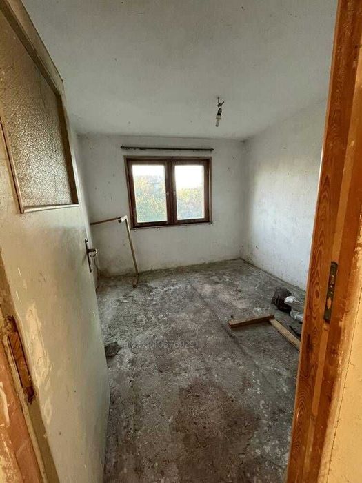 Продава се Къща в Брезово - 200 кв.м за 400 €/кв.м - Снимка #2