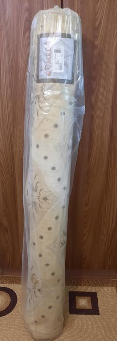 Продам ковёр в хорошем состоянии.