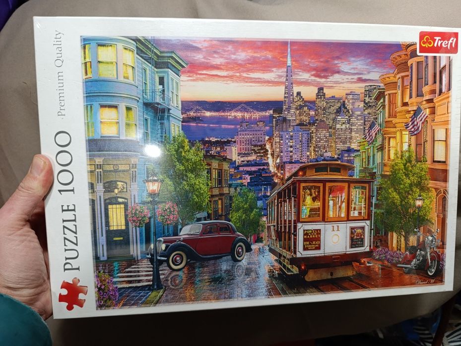 Продавам пъзел 1000 части