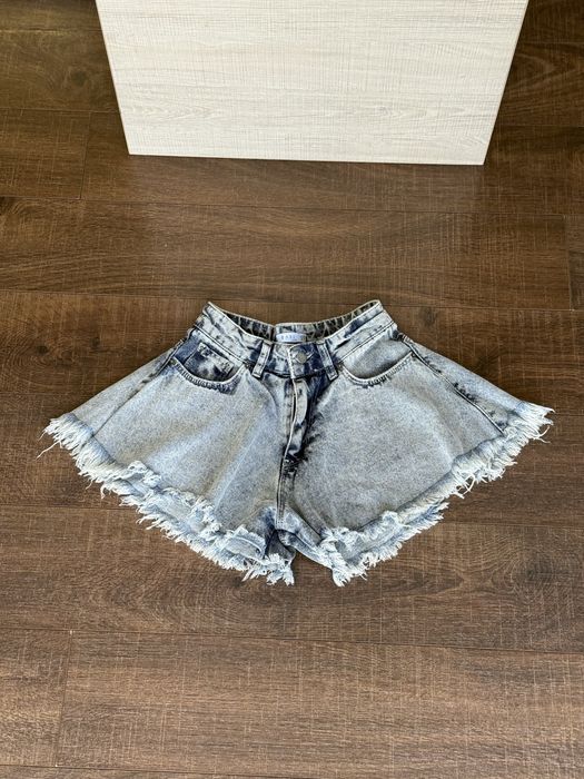 Детски къси дънки като нови