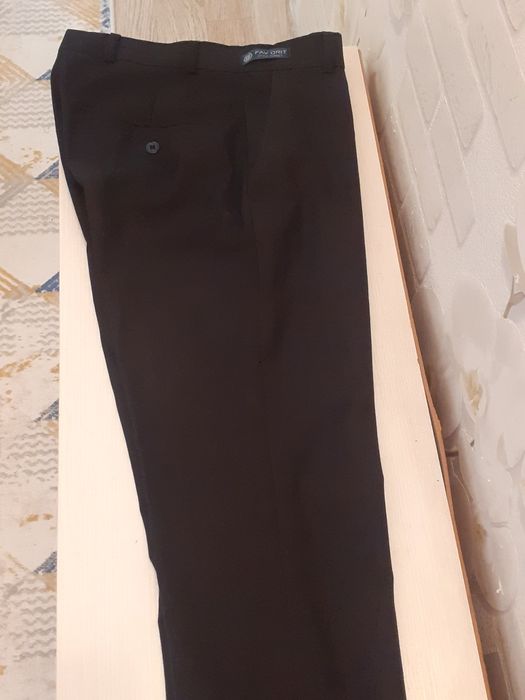 Брюки мальчиковские школьные.