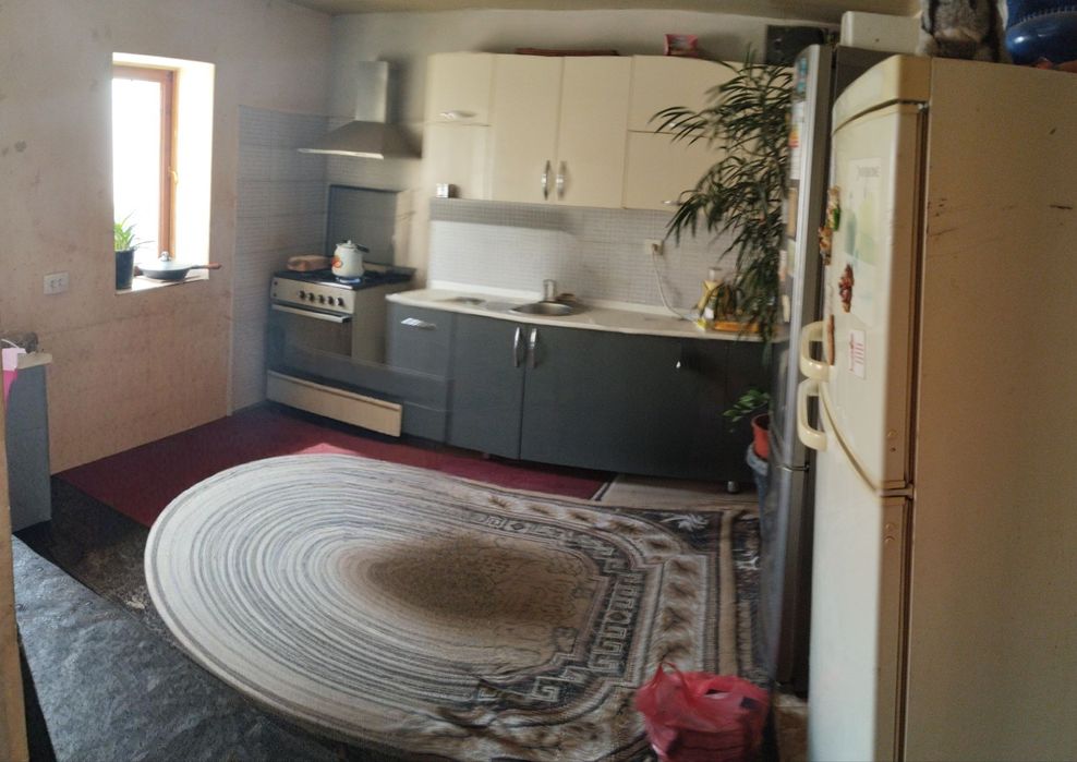 Продаётся дом в Яшнообадском р-не  Ташкента.