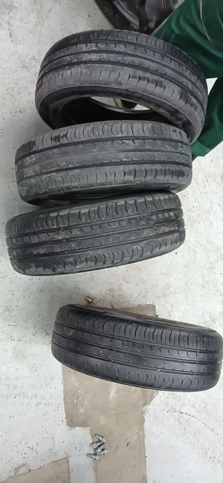 Продаётся покрышки летний  Continental 4 шт