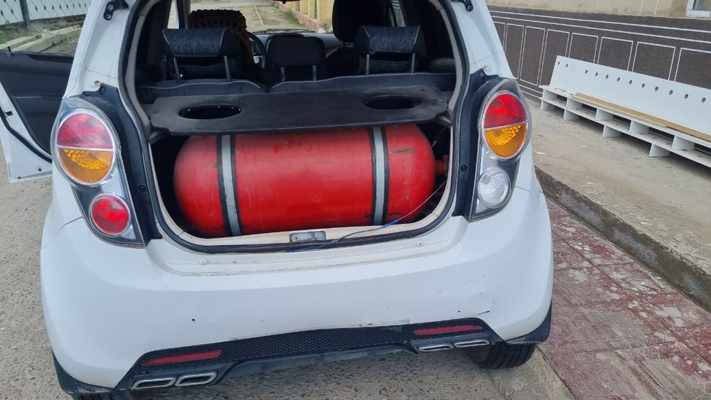 Spark  sotiladi 2011 yil