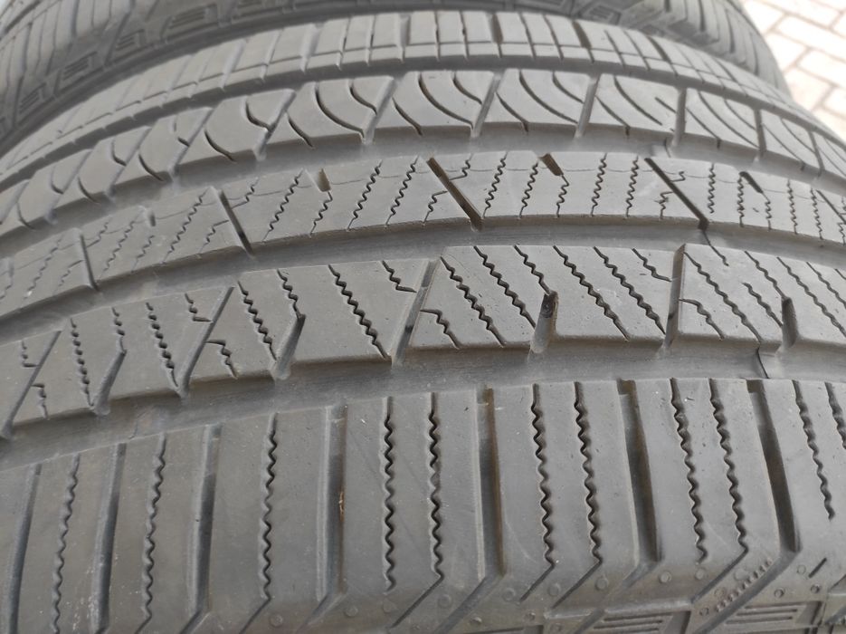 Гуми Continental 275/40/22 Cross contact
