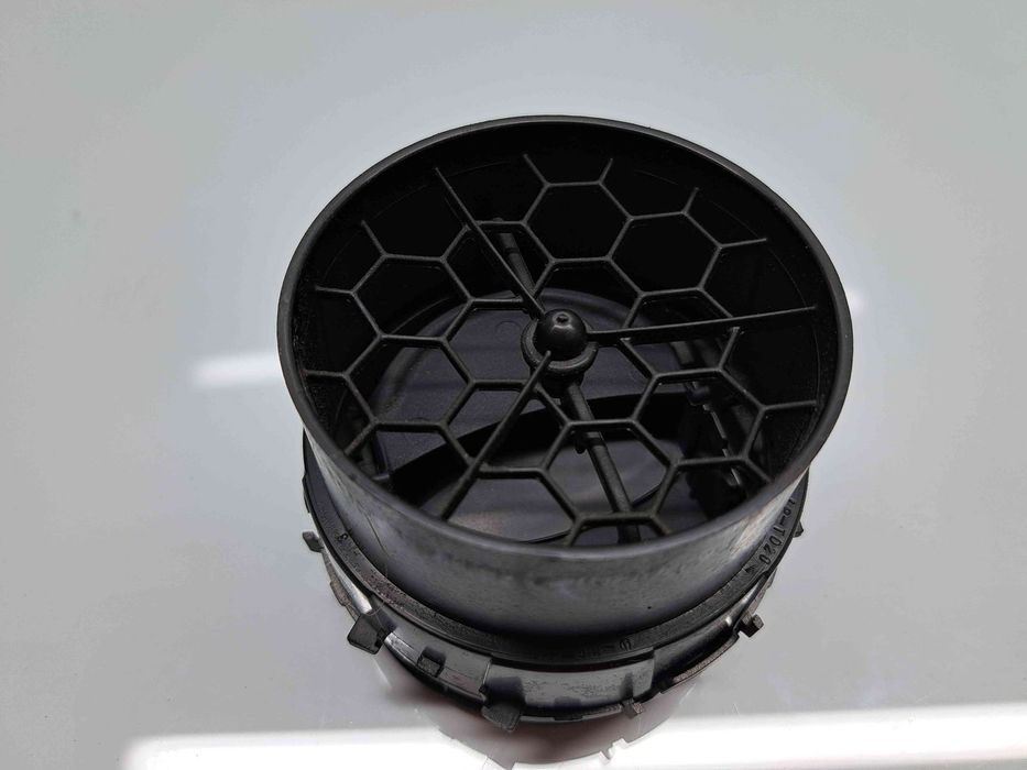 Grila aerisire stanga Toyota Rav 4 III (ACA3, ACE, ALA3, GSA3, ZSA3) [