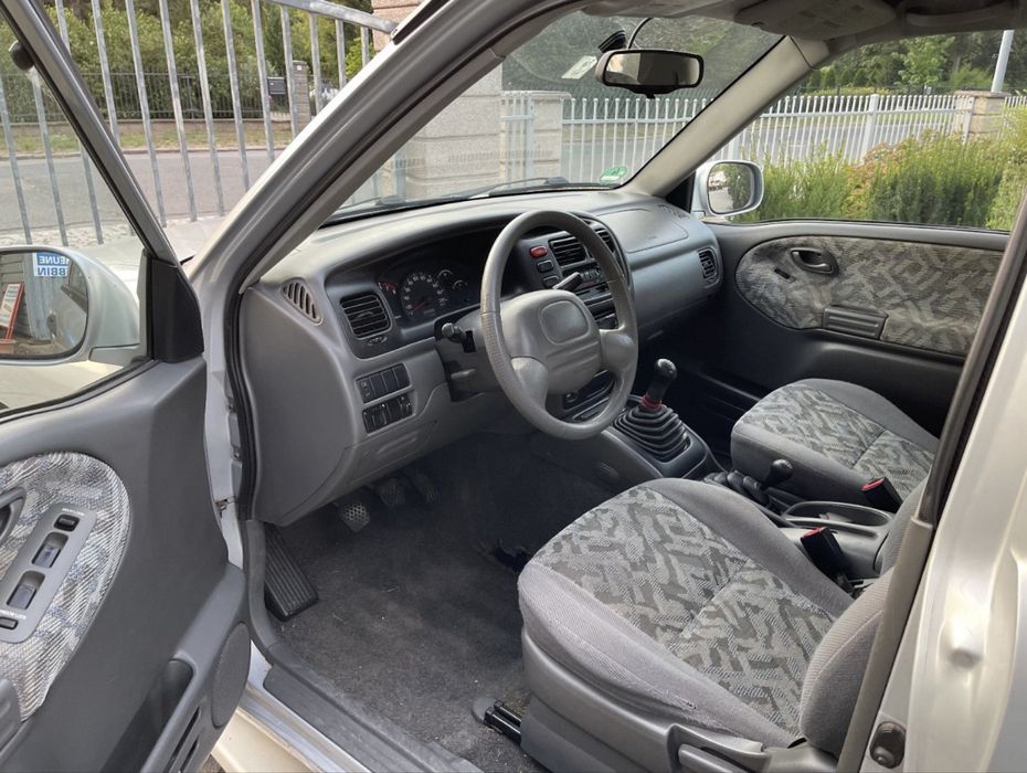 Dezmembrez suzuki grand vitara 1.6 16v si 2.0 HDI
