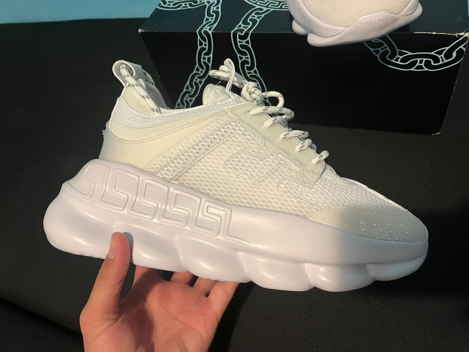 Versace Chain Reaction