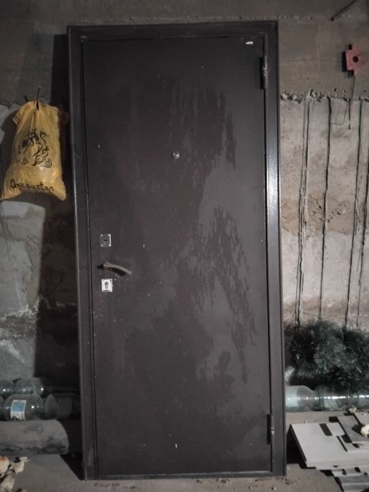 Сыртқы есік сатылады