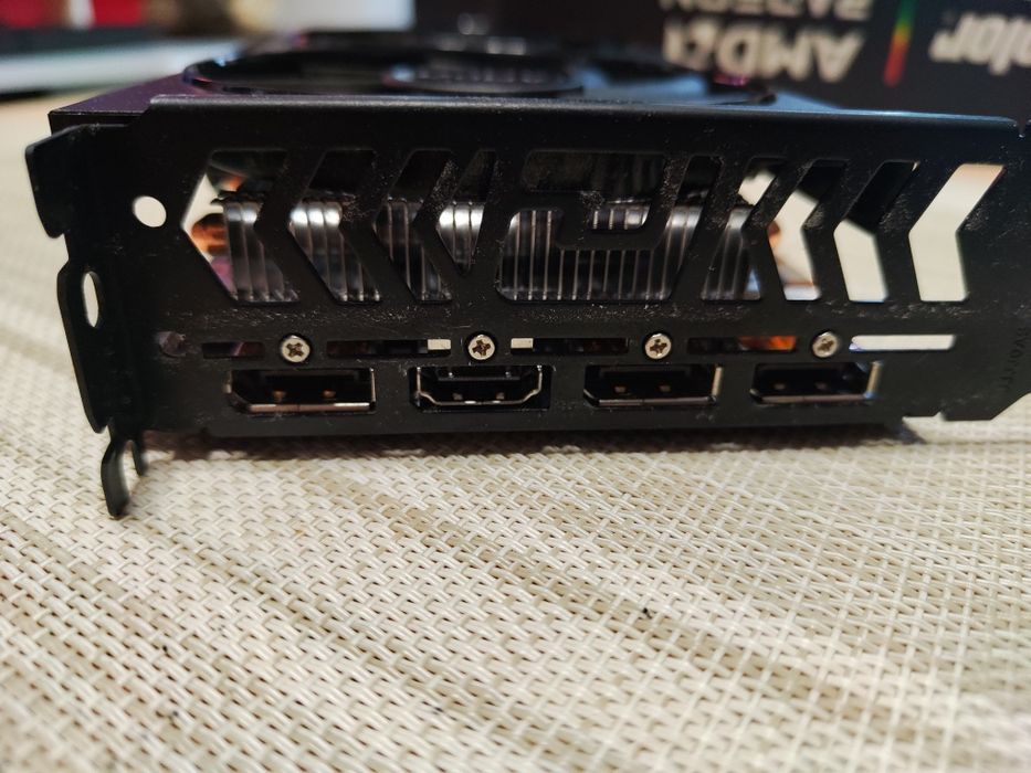 Видеокарта AMD RX6600 8 gb