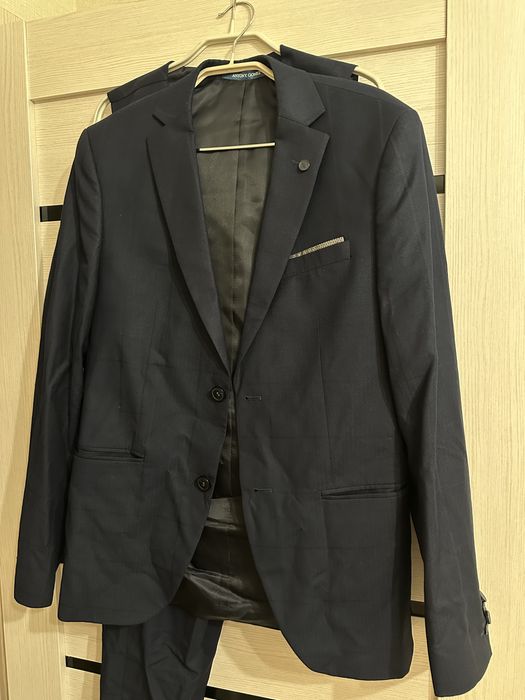 Мужской костюм тройка