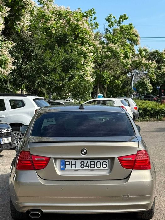 BMW Seria 3 2009 — imagine 5