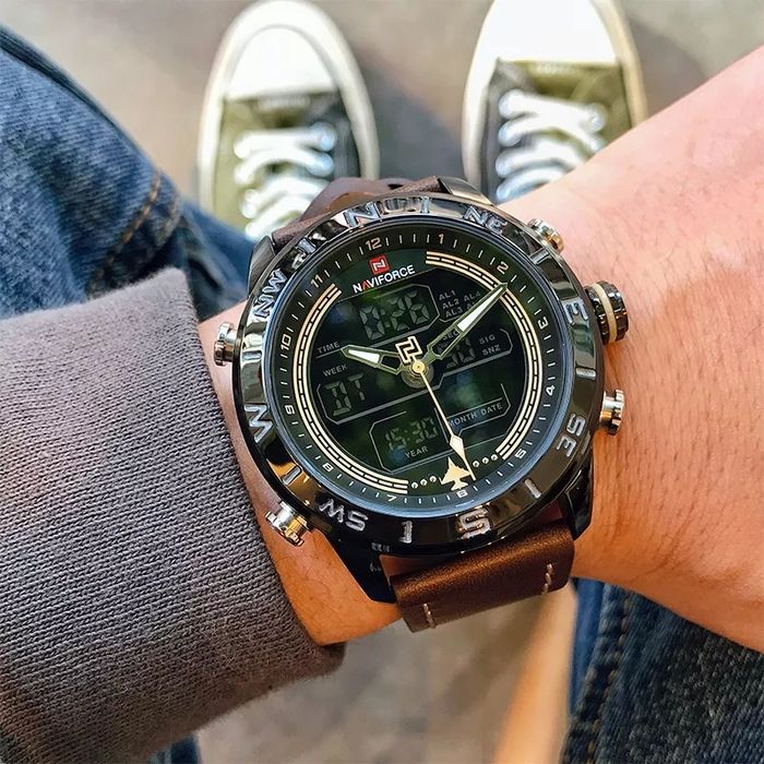 Продам мужские часы Naviforce  новые