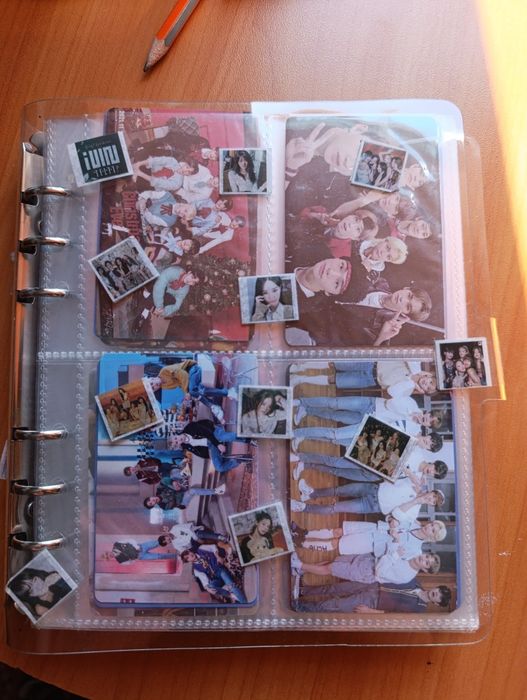 Продаю биндер с к поп карточками