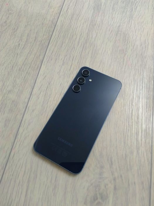 Samsung Galaxy A55 5G 128Гб (2024)