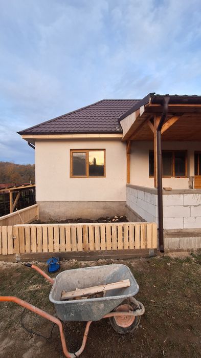 Reparații,Montaj-Acoperisuri