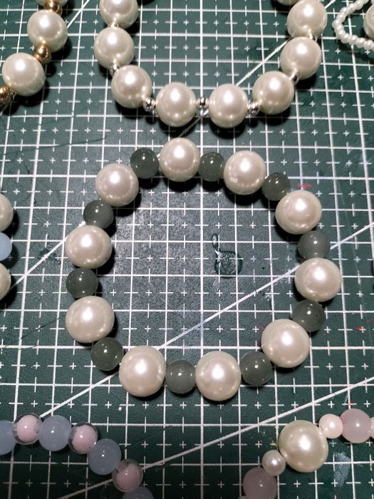 Продаю браслеты.