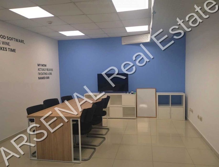 Дава се под наем Офис в София, Младост 1 - 355 кв.м за 2200 € - Снимка #1