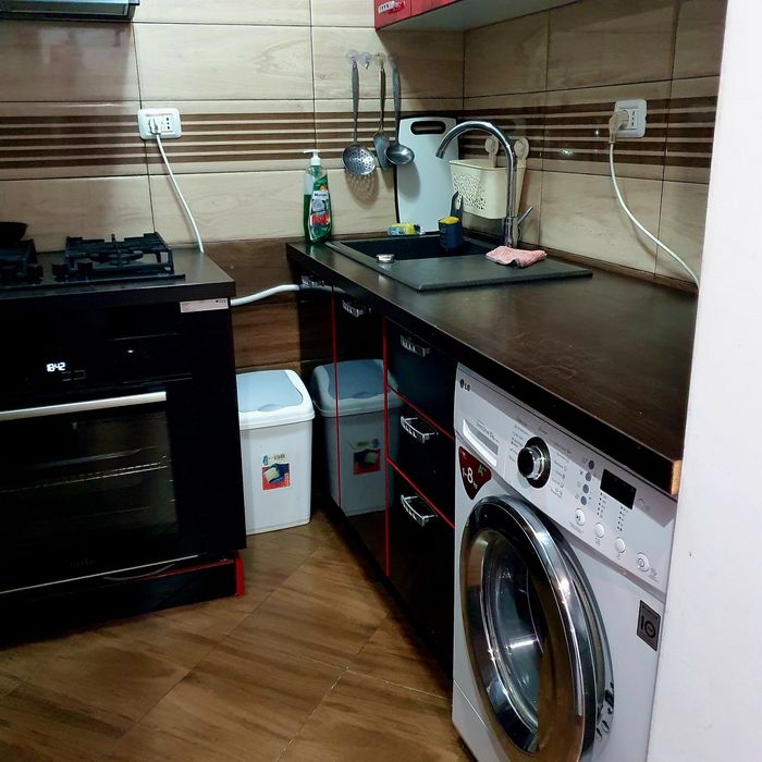 3 camere, 44 mp, etaj 1 – zona BIG, centrală