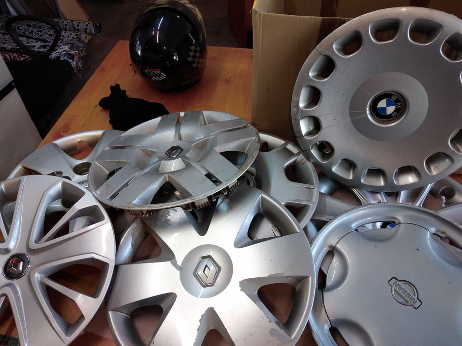 Тасове един брой Renault Bmw Nissan Ford Honda Skoda