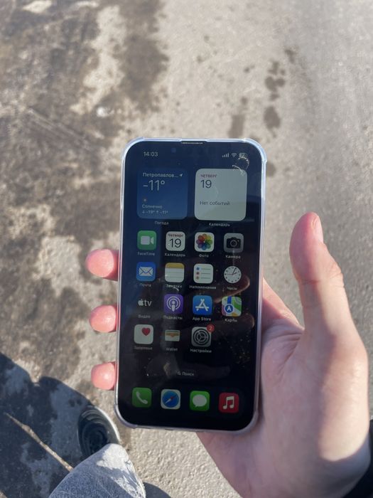 продам айфон 13 128гб