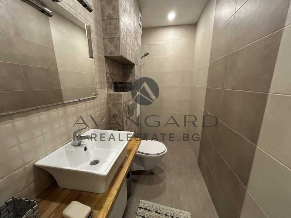 Продава се Двустаен апартамент в Пловдив, Остромила - 73 кв.м за 1905 €/кв.м - Снимка #4