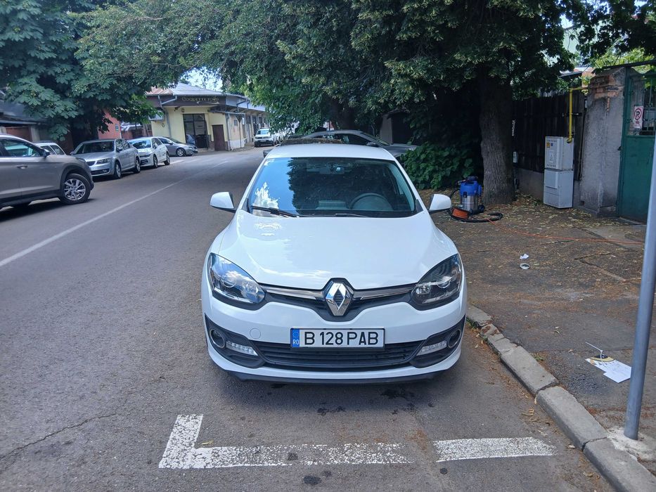 RENAULT Megane
