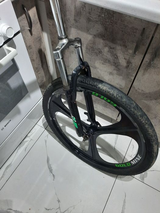 СРОЧНО!! Продаи Амортизатор и калисо