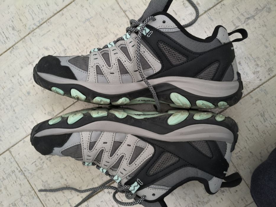 Pantofi drumetie Merrell Gore Tex