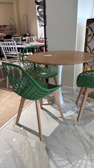 Masa Rotunda, Blat MDF Finisaj Lemn, Picior Metalic. Pentru Bar, Bistro, Cafenea